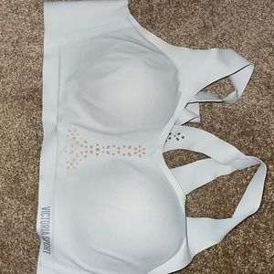 34C - Victoria's Secret Sports Bra